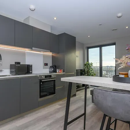 Superior 1 Bed Apartment By Leeds Train Staiton Exterior photo