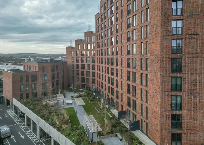 Superior 1 Bed Apartment By Leeds Train Staiton