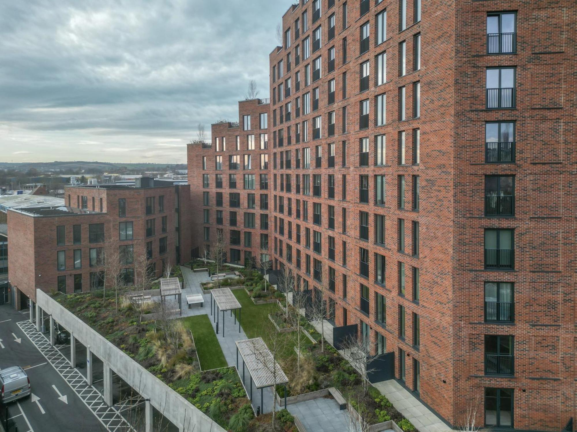 Superior 1 Bed By Leeds Train Staiton